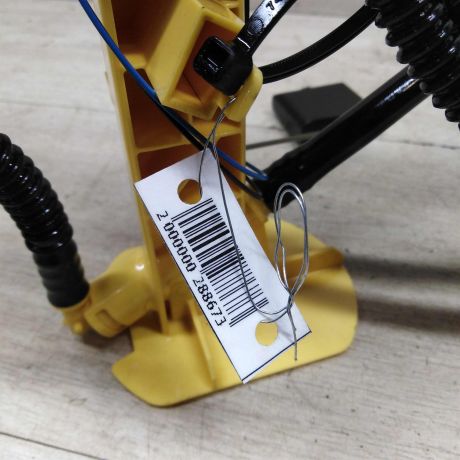 datcik-urovnia-topliva-zabornik-bmw-x5-ii-e70-do-rest-art-59237-big-1