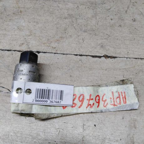 datcik-kompressora-kondicionera-ford-focus-1-art-60665-big-0