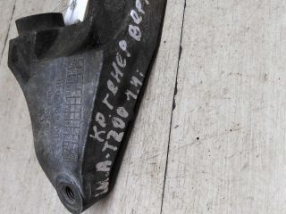 kronstein-krepleniia-generatora-verxnii-chevrolet-aveo-t200-art-71552