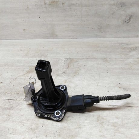 datcik-urovnia-masla-dvigatelia-skoda-yeti-i-art-76416-big-0