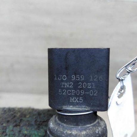 datcik-davleniia-sistemy-kondicionera-audi-a3-8l-art-83332-big-0