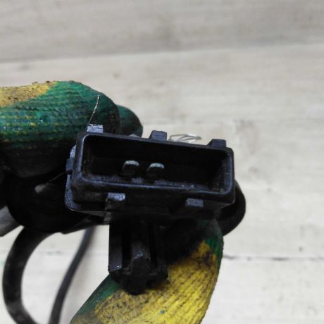 datcik-zadnei-skorosti-mkpp-audi-100-c4-audi-a6-c4-volkswagen-passat-b5-volkswagen-passat-b5-gp-audi-a6-c5-audi-80-b4-skoda-superb-audi-a4-b5-audi-80-b3-art-86763-big-1