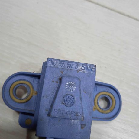 datcik-airbag-podusek-bezopasnosti-volkswagen-jetta-5-art-88231-big-2