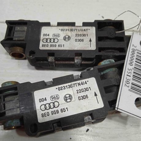 datcik-airbag-podusek-bezopasnosti-audi-a4-b6-art-88306-big-2