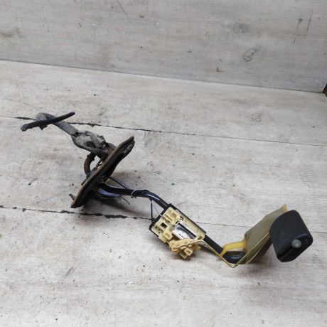 datcik-urovnia-topliva-hyundai-santa-fe-i-art-94109-big-4