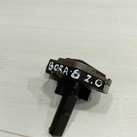 datcik-urovnia-masla-volkswagen-golf-4-volkswagen-passat-b5-audi-a4-b5-audi-a6-c5-volkswagen-bora-art-96471-big-2