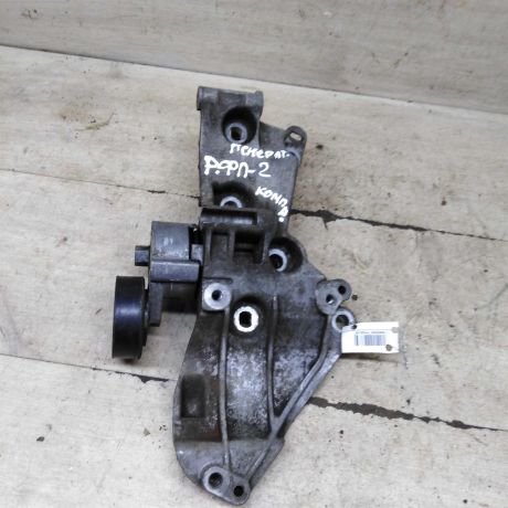 kronstein-generatora-i-kompressora-kondicionera-renault-fluence-i-art-101501-big-3