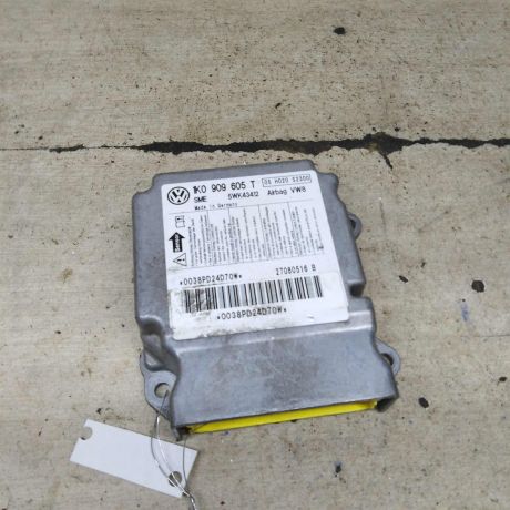 blok-upravleniia-airbag-volkswagen-jetta-5-art-105800-big-0
