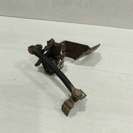 datcik-polozeniia-kuzova-audi-a4-b6-art-107287-big-3