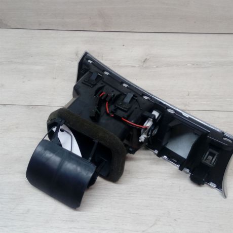 deflektor-vozdusnyi-levyi-audi-a6-c6-art-13214-big-3