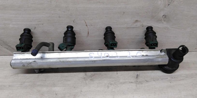 forsunocnaia-rampa-s-forsunkami-volvo-s40-art-14142-big-0