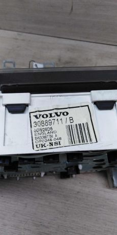 shhitok-priborov-volvo-s40-art-14151-big-3
