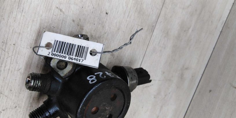 raspredelitel-topliva-reika-toplivnaia-renault-scenic-2-15-dci-art-14392-big-2