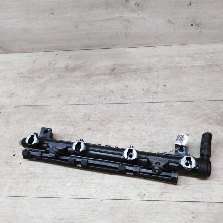 toplivnaia-rampa-volkswagen-polo-sedan-art-16425-big-2