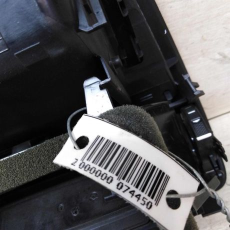 deflektor-centralnyi-obduva-salona-skoda-octavia-a5-art-17061-big-2