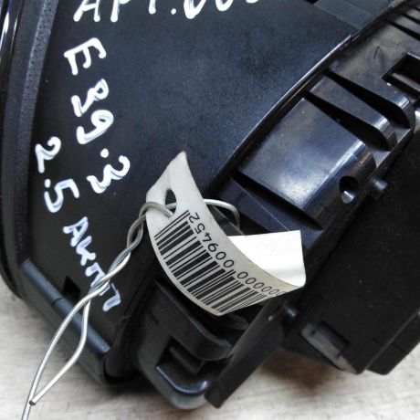 panel-priborov-shhitok-bmw-e39-art-17827-big-1