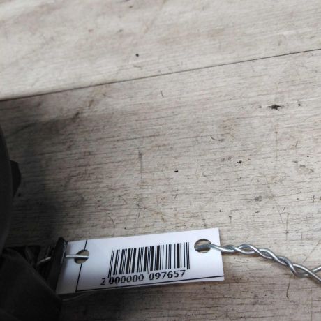 deflektor-centralnyi-obduva-salona-volkswagen-golf-4-art-18125-big-4