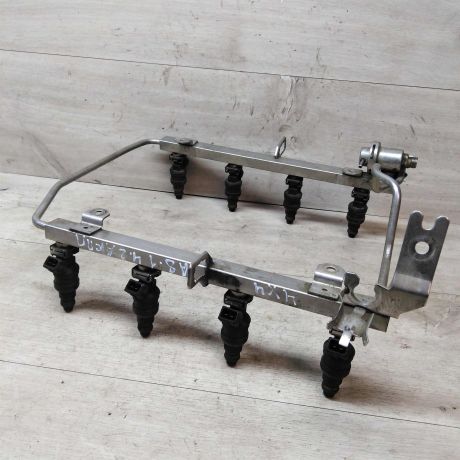 toplivnaia-rampa-audi-a8-d2-art-18811-big-0