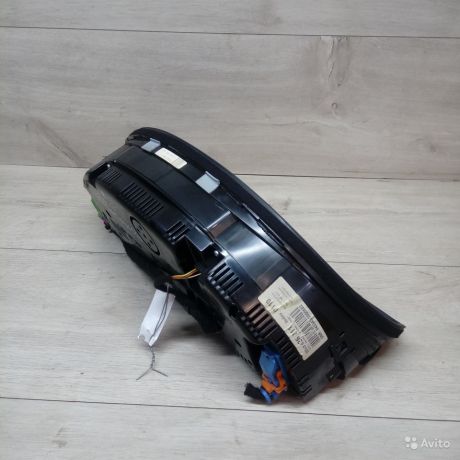 shhitok-priborov-audi-a4-b7-8e-art-20022-big-3