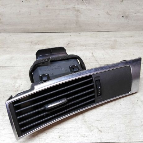 deflektor-obduva-salona-levyi-audi-a6-c6-art-21035-big-0