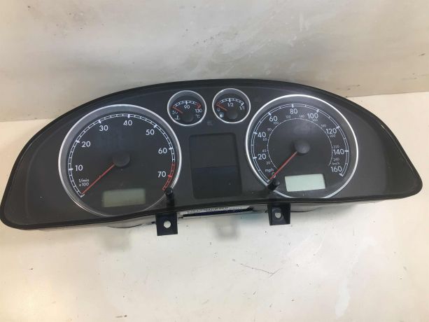 pribornaia-panel-shhitok-volkswagen-passat-b5-gp-20i-azm-art-24524-big-0