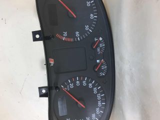 pribornaia-panel-shhitok-volkswagen-passat-b5-adr-art-24547