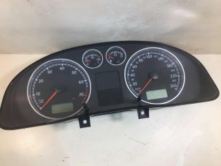 pribornaia-panel-shhitok-volkswagen-passat-b5-gp-art-24551