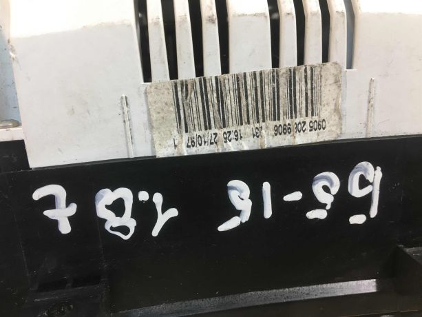 pribornaia-panel-shhitok-volkswagen-passat-b5-18t-art-24554-big-3