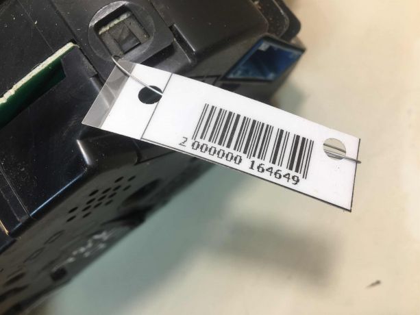 pribornaia-panel-shhitok-volkswagen-passat-b5-18t-art-24558-big-1