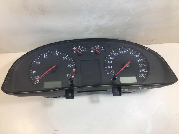 pribornaia-panel-shhitok-volkswagen-passat-b5-18t-art-24559-big-0