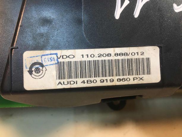 panel-priborov-audi-a6-c5-art-24649-big-2