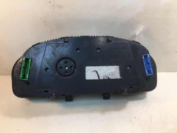 pribornaia-panel-shhitok-volkswagen-passat-b5-art-24651-big-3