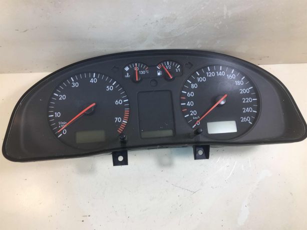 pribornaia-panel-shhitok-volkswagen-passat-b5-3b0919861c-art-24712-big-0