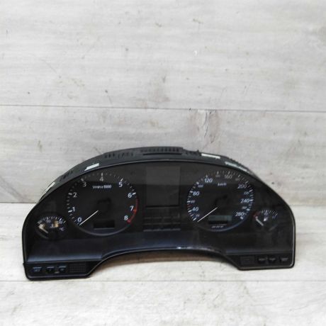 panel-priborov-shhitok-audi-a8-d2-42i-art-25026-big-0