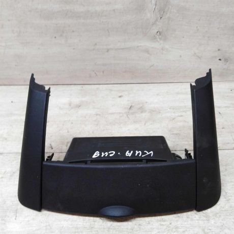 bardacok-veshhevoi-iashhik-kia-ceed-art-27008-big-0