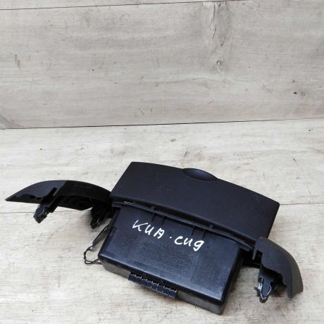 bardacok-veshhevoi-iashhik-kia-ceed-art-27008-big-3