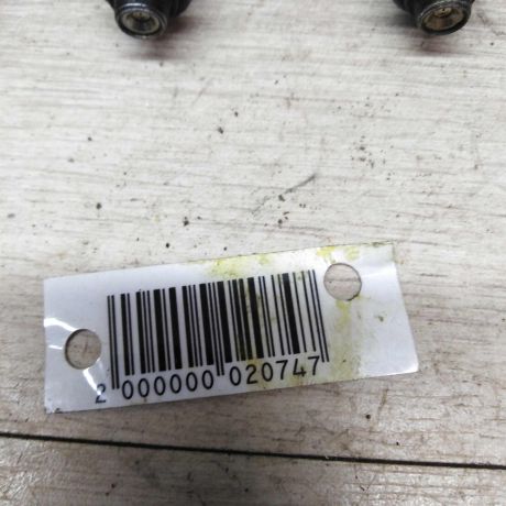 toplivnaia-forsunka-skoda-octavia-tour-18-agn-06a906031a-art-27909-big-1