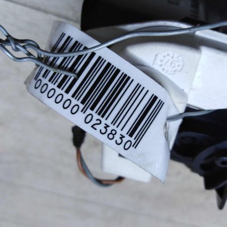 deflektor-obduva-salona-levyi-volkswagen-passat-b5-bu-art-28608-big-2