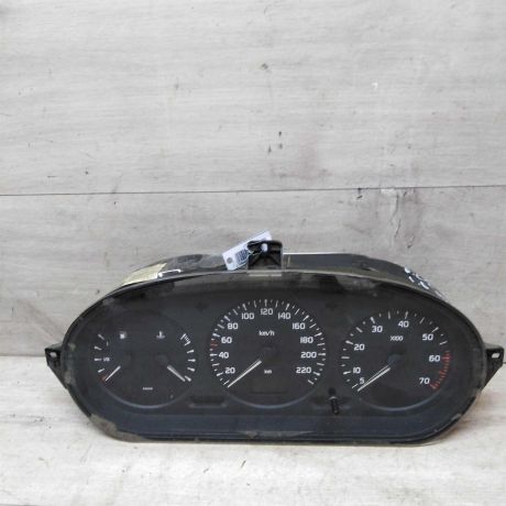 panel-priborov-shhitok-renault-scenic-1-art-29249-big-0