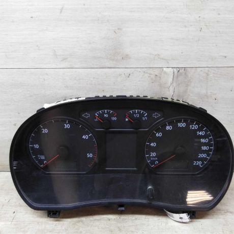 panel-priborov-shhitok-volkswagen-polo-4-art-32606-big-0