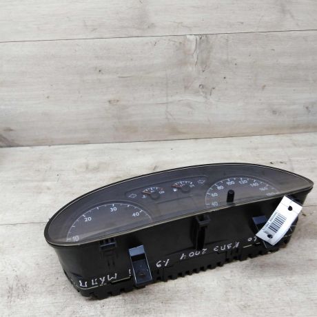 panel-priborov-shhitok-volkswagen-polo-4-art-32606-big-2