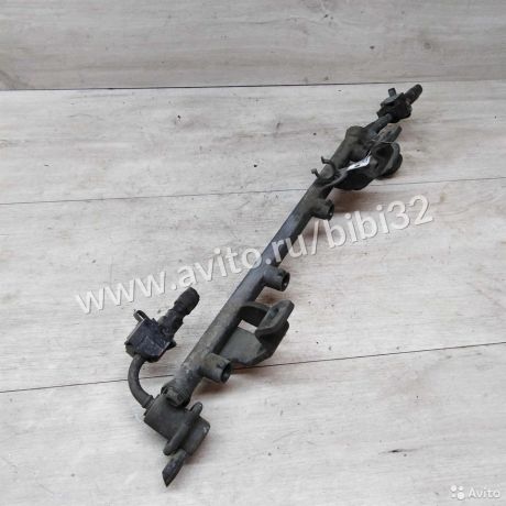 rampa-forsunocnaia-mazda-323-2001-g-art-32934-big-0