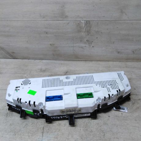 panel-priborov-shhitok-volkswagen-touareg-rest-art-33050-big-3