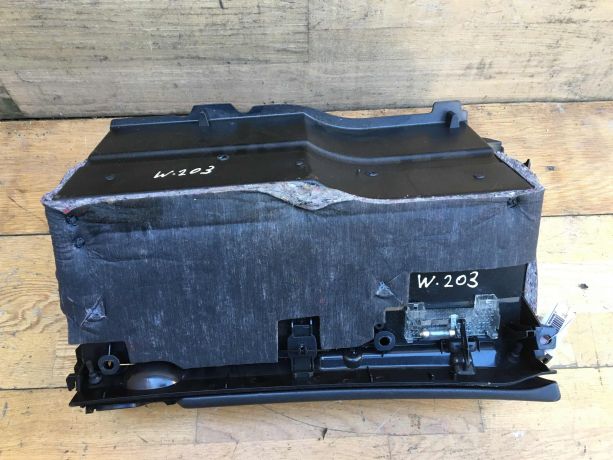 bardacok-mercedes-w203-do-rest-mikrolift-ne-rabotaet-art-33502-big-1