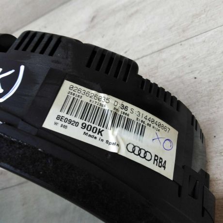 panel-priborov-shhitok-25-tdi-audi-a4-b6-8e-art-33567-big-3