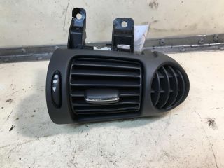 deflektor-obduva-salona-levyi-mercedes-w203-do-rest-art-33589