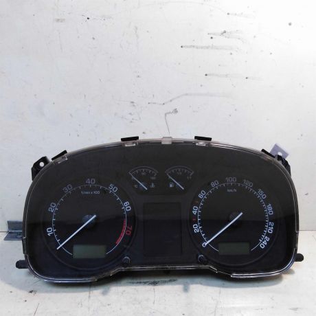 panel-priborov-shhitok-skoda-octavia-tour-16-akl-art-34469-big-0