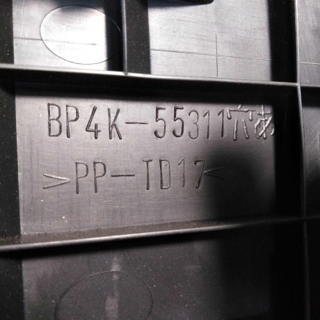 deflektor-centralnyi-obduva-salona-nakladka-mazda-3-bk-sedan-mkpp-16i-art-35118-big-3