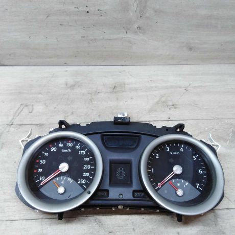 panel-priborov-shhitok-renault-megane-2-16i-do-rest-art-36224-big-0
