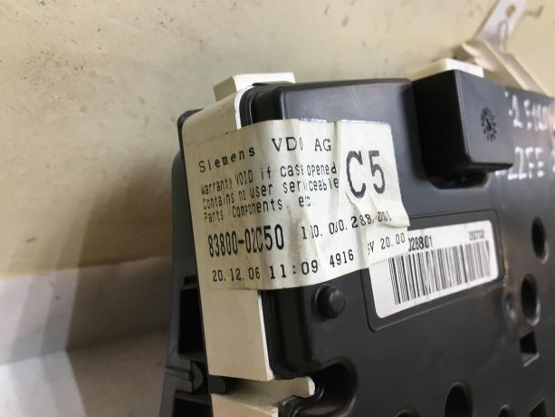 panel-priborov-shhitok-16i-akpp-3zz-fe-toyota-corolla-ix-e120-e130-rest-art-37452-big-2